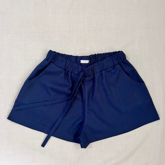 Women's Linen Shorts - Picture 6 of 13